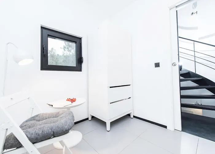 Ferienhaus Awesome In With Wifi Dragove